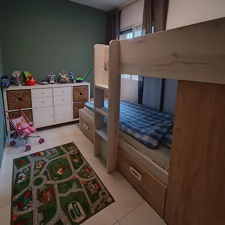 Apartment Pmt04 - Charming Quadro With Communal Pool